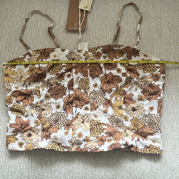 C & C California Linen Floral Top Size 8 - Picture 12 of 12